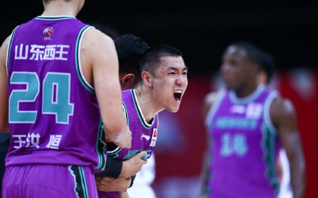 开云网页版-下克上！三军用命淘汰新疆 山东重返CBA四强
