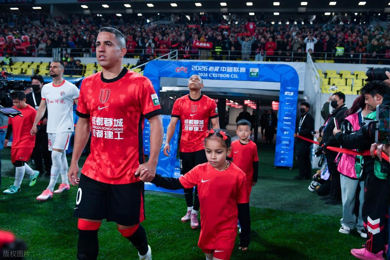 开云平台-足协还在等什么？国足潜在归化大牌两场比赛1球1助攻，已会唱国歌